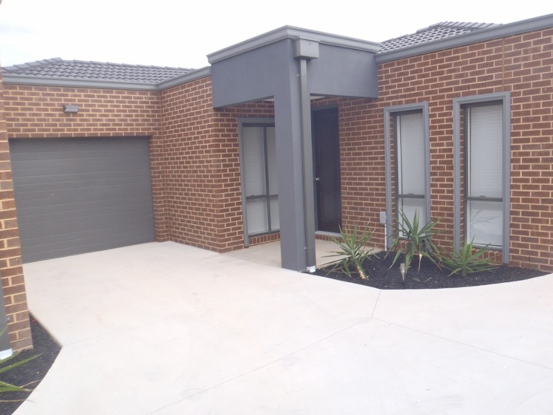 3/103 Brindalee Way, Hillside VIC 3037