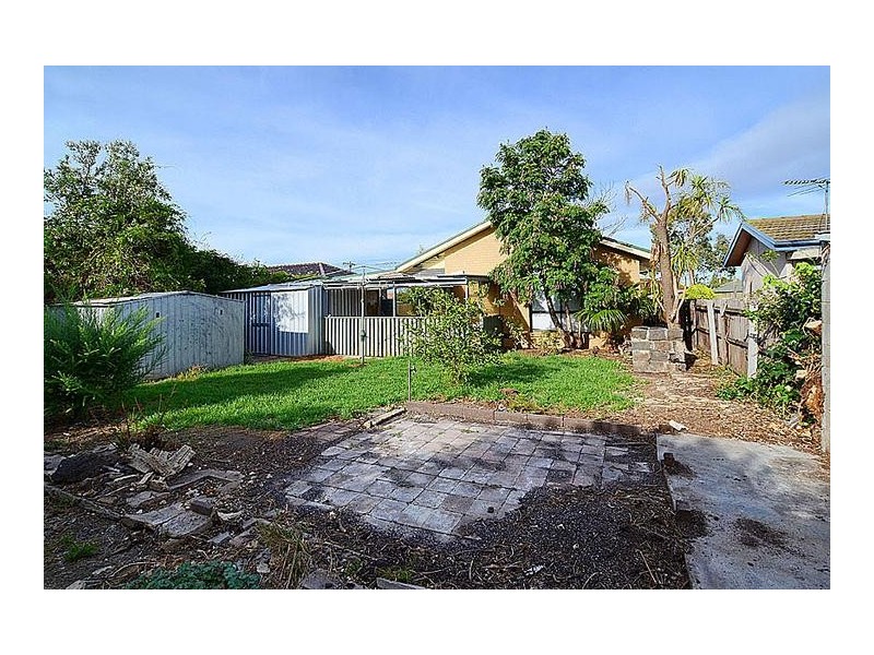 6 Kardinia Drive, Albanvale VIC 3021