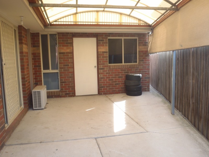 25 Milligan Parade, Sydenham VIC 3037