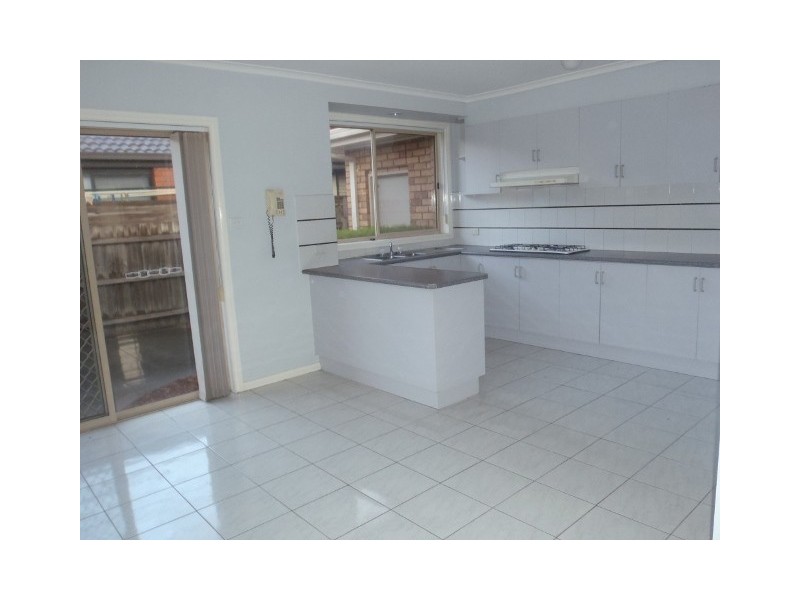 1/153 Lady Nelson Way, Keilor Downs VIC 3038