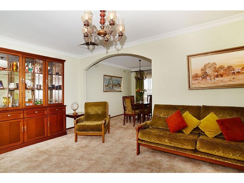 16 Patterson Avenue, Keilor VIC 3036