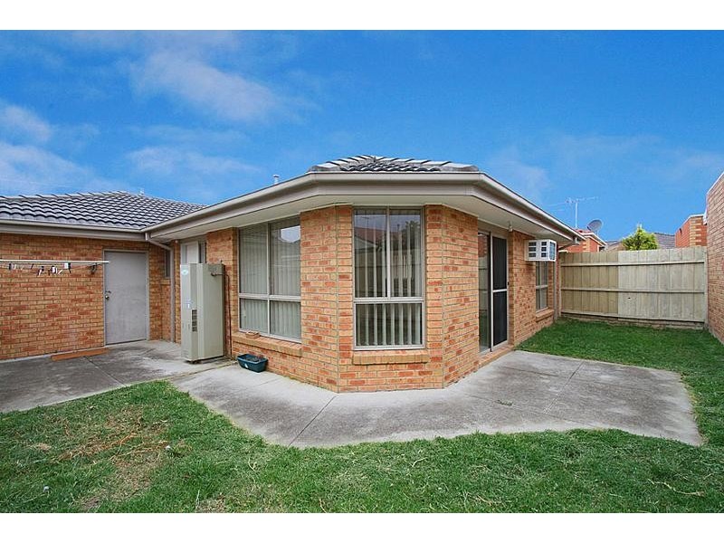 1/51a Pecks Road, Sydenham VIC 3037