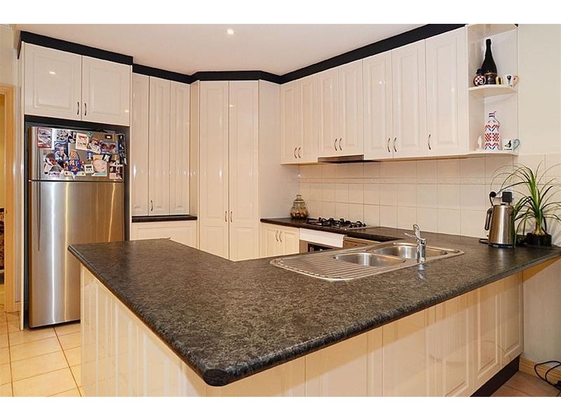 22 Marylou Court, Delahey VIC 3037