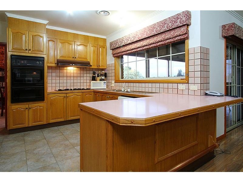 12 Vinct Close, Keilor Downs VIC 3038