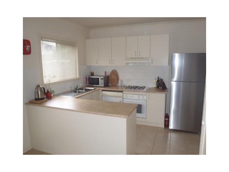 15/12-32 Pecks Road, Sydenham VIC 3037