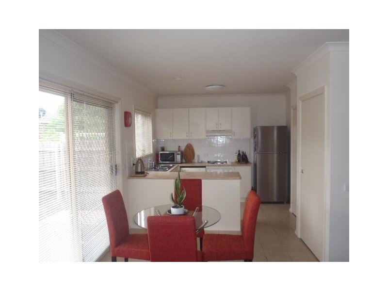 15/12-32 Pecks Road, Sydenham VIC 3037