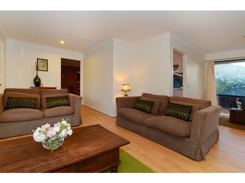 11 Rockwall Close, Sydenham VIC 3037