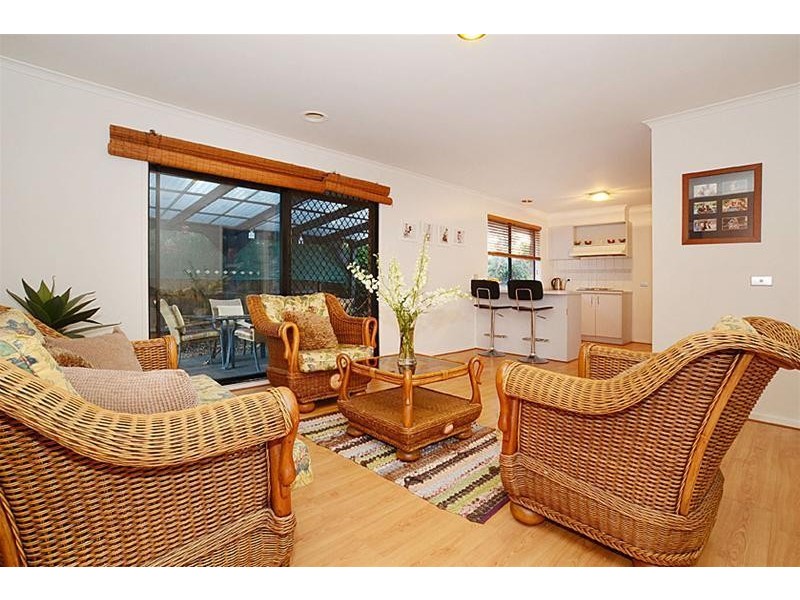 11 Rockwall Close, Sydenham VIC 3037