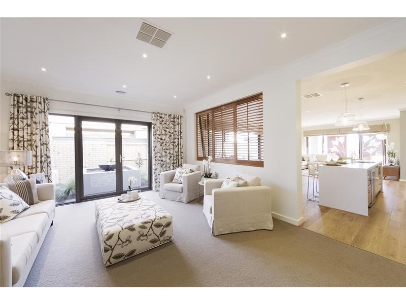 Melton South VIC 3338