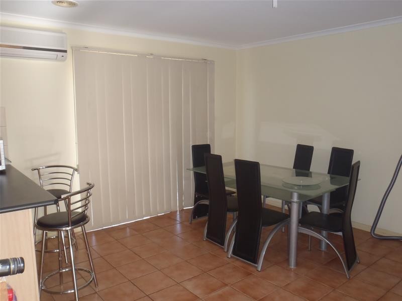 17/52 Latham Street, Werribee VIC 3030