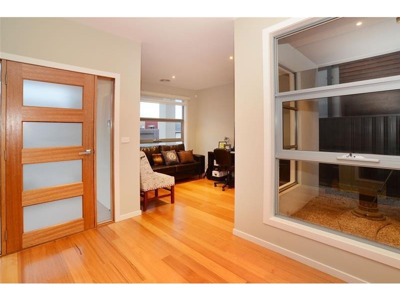 6 Flemington Street, Caroline Springs VIC 3023