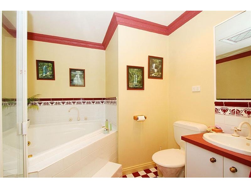 2 Anakie Walk, Delahey VIC 3037