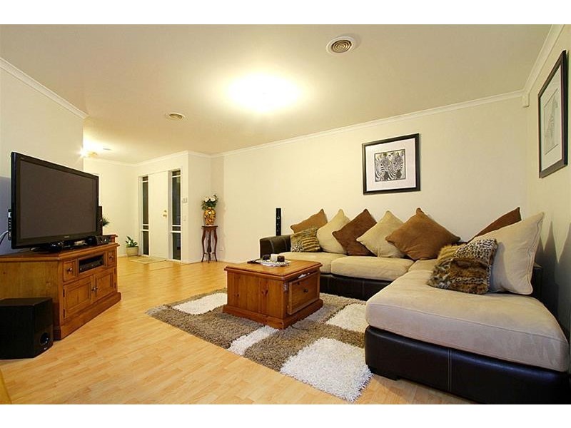 21 Brindalee Way, Hillside VIC 3037