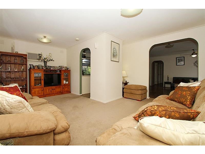 30 Carrington Street, Sydenham VIC 3037