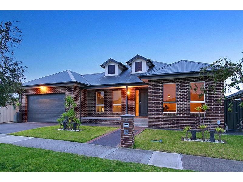 16 Cressida Crescent, Sydenham VIC 3037