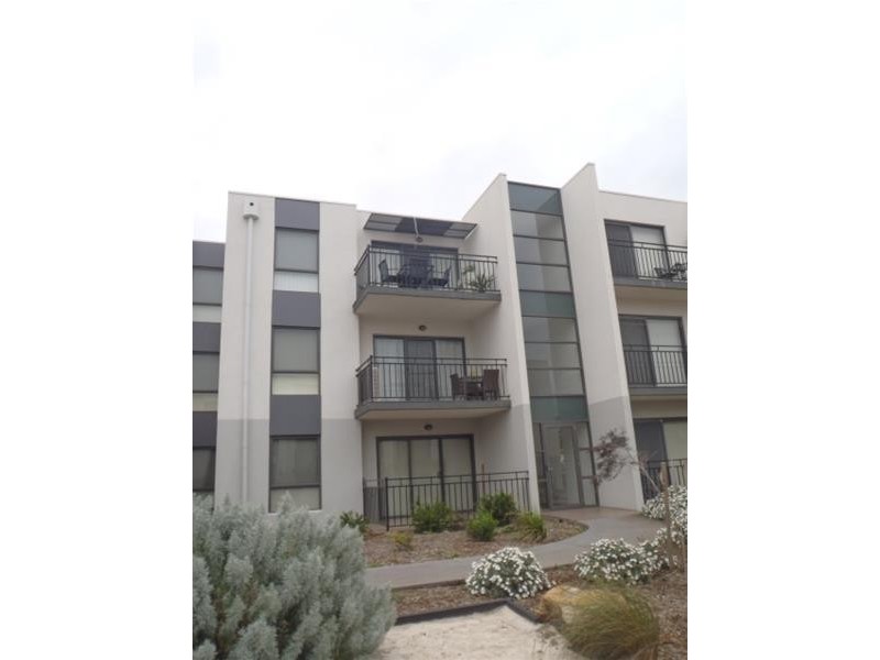 62/21 Trickey Avenue, Sydenham VIC 3037