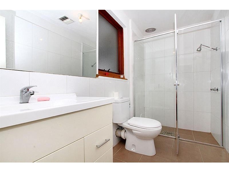 1/20 Beaumont Court, Sydenham VIC 3037