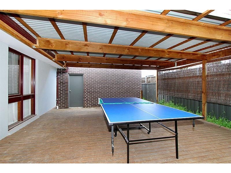 1/20 Beaumont Court, Sydenham VIC 3037