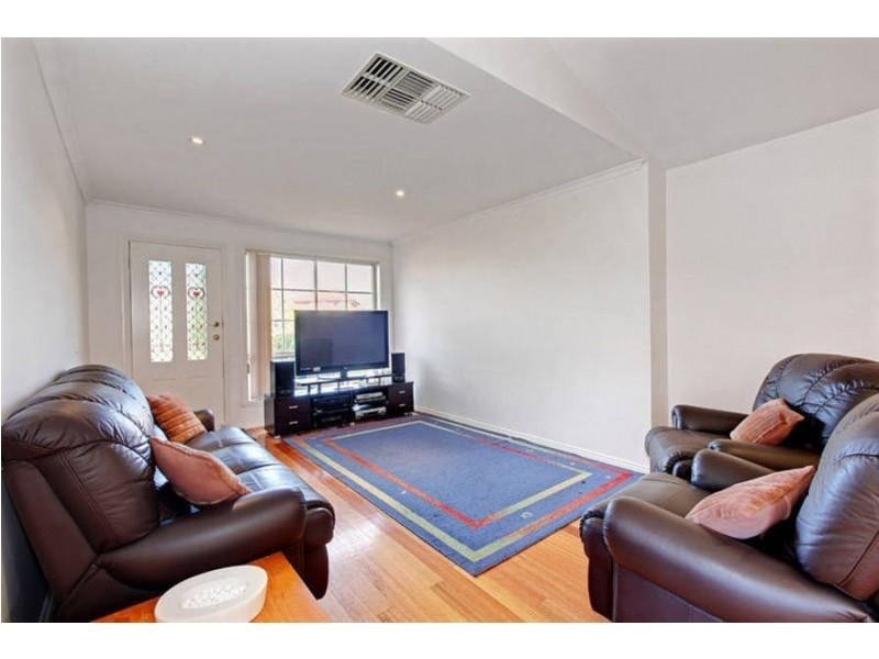 8A Sibyl Court, Keilor Downs VIC 3038