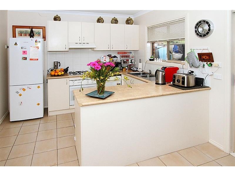 18/12-32 Pecks Road, Sydenham VIC 3037