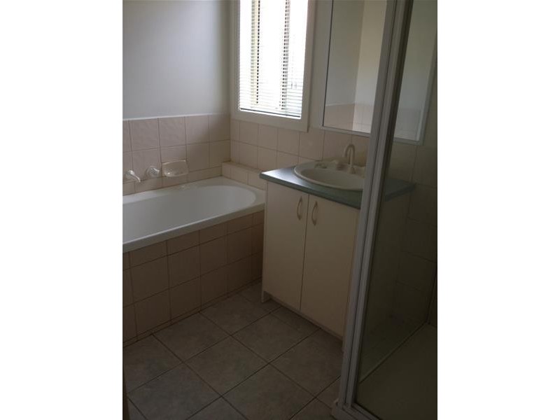 56 Brindalee Way, Hillside VIC 3037