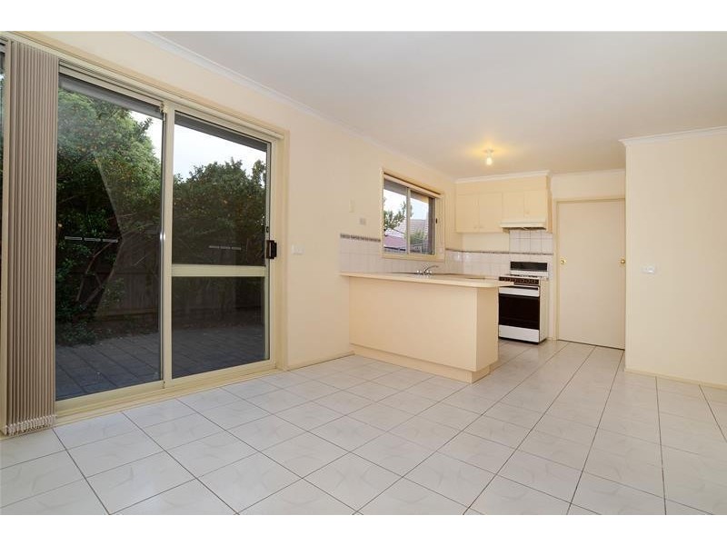 2/165 Lady Nelson Way, Keilor Downs VIC 3038