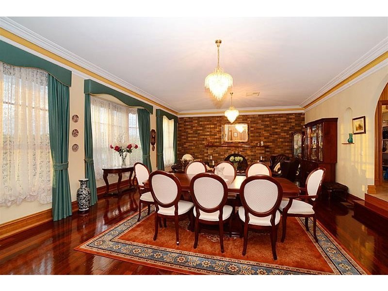 19 Castlewellan Boulevard, Hillside VIC 3037