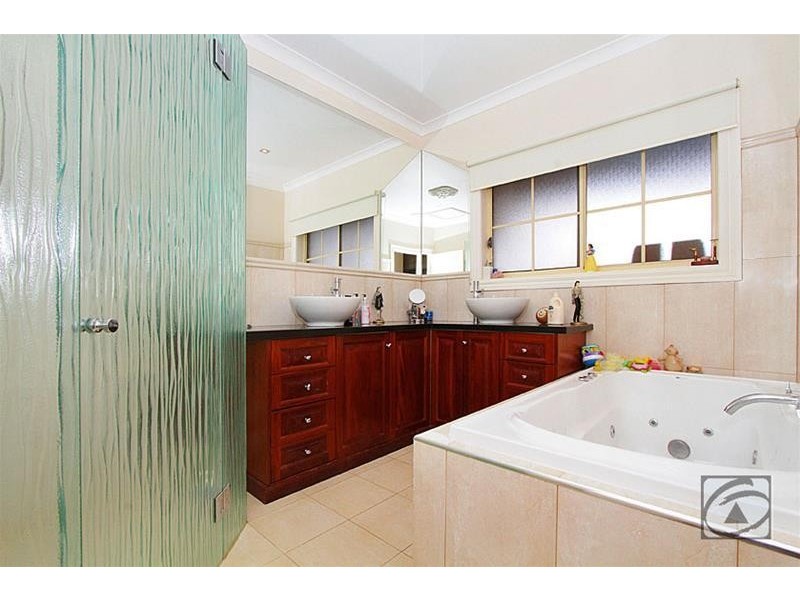 173-177 Deanside Drive, Rockbank VIC 3335