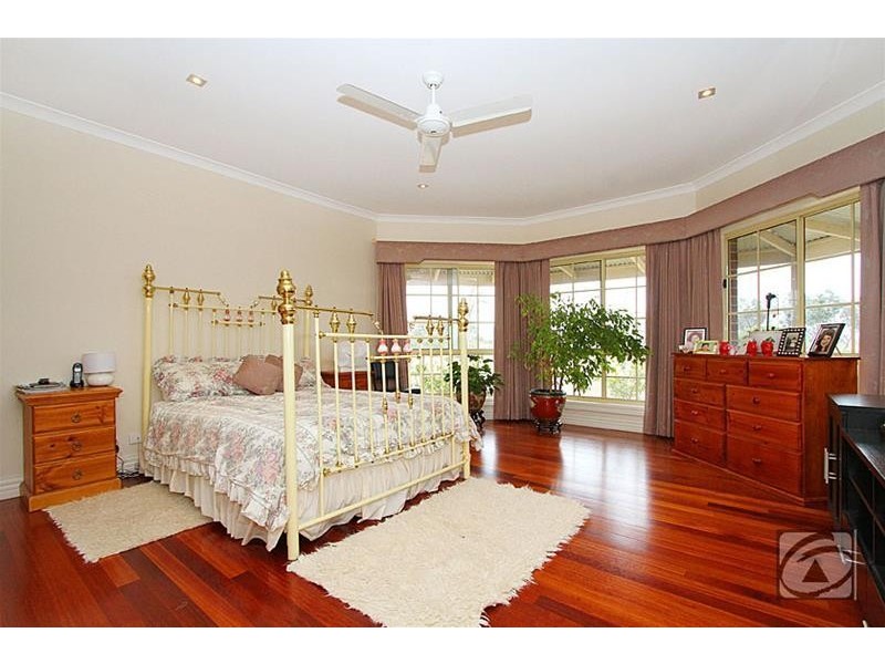 173-177 Deanside Drive, Rockbank VIC 3335