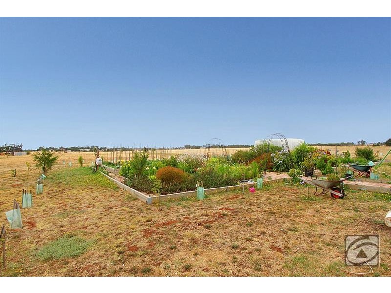 173-177 Deanside Drive, Rockbank VIC 3335