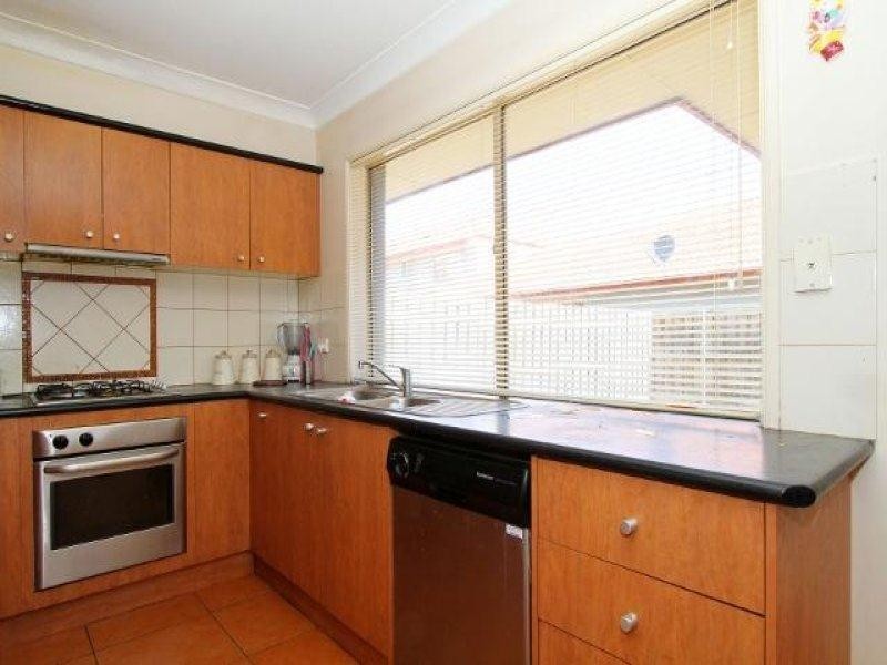 4/330 Sydenham Road, Sydenham VIC 3037