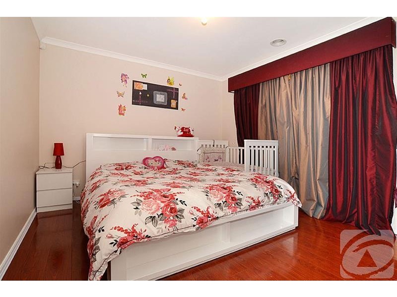 11 Rockland Court, Taylors Hill VIC 3037