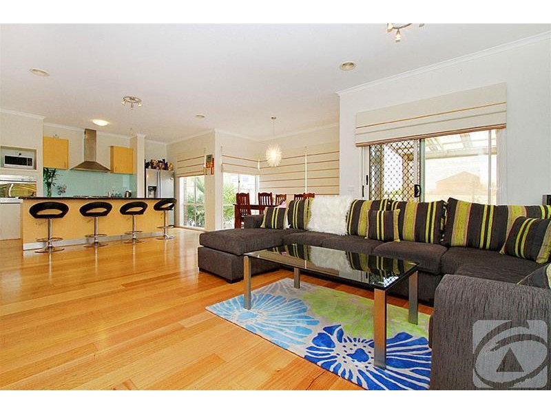 9 Power Place, Taylors Lakes VIC 3038