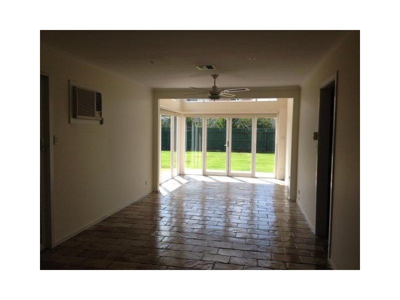 16 Kiev Walk, Delahey VIC 3037