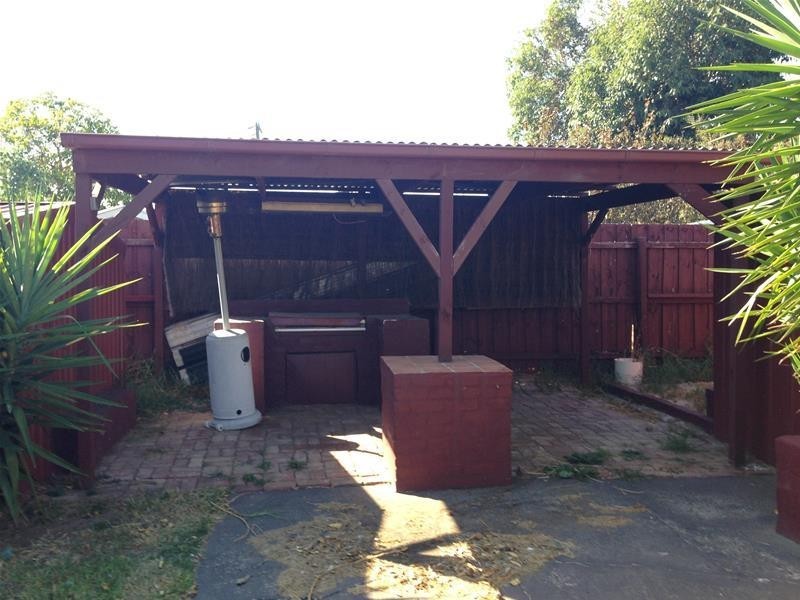 3 Vista Drive, Melton VIC 3337