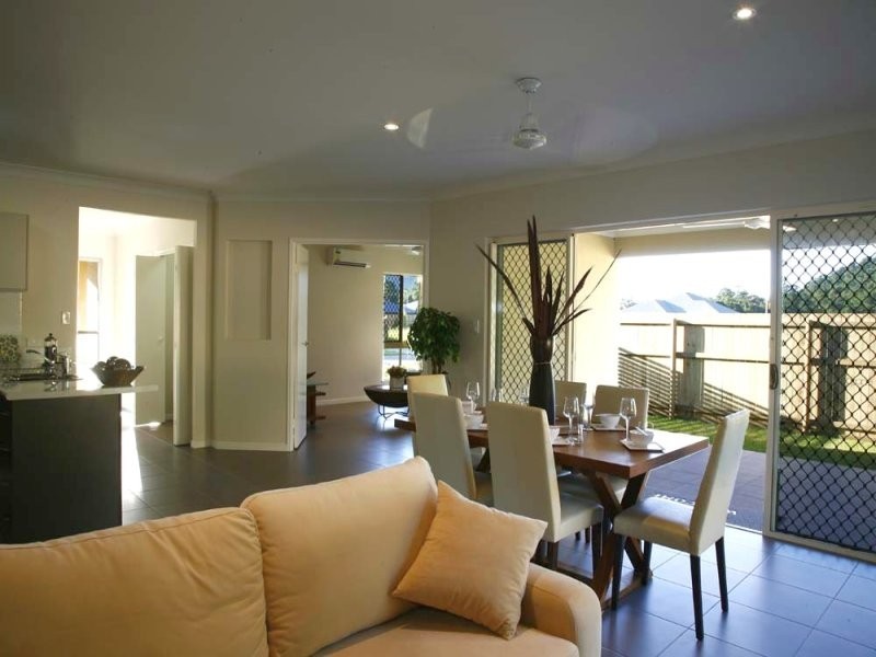 Redlynch QLD 4870