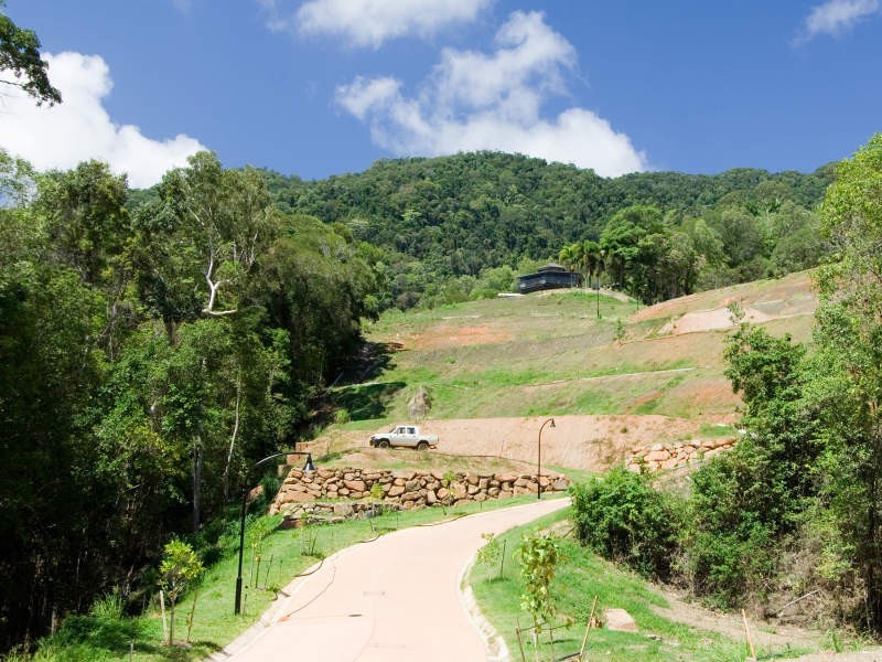 Foley Road, Palm Cove QLD 4879