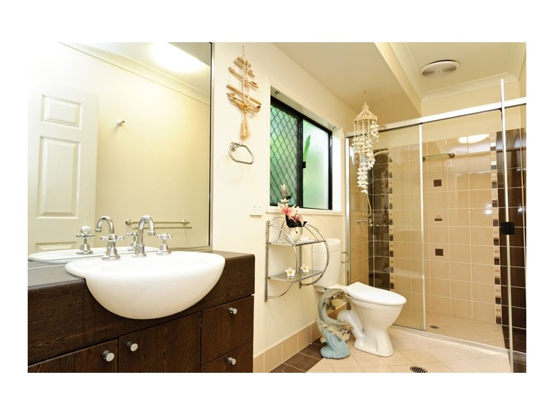 59 Gamburra Drive, Redlynch QLD 4870