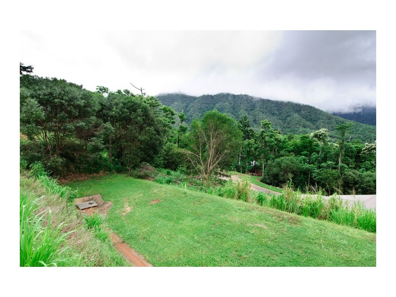 Lot 214, 8 STAPLETON, Redlynch QLD 4870