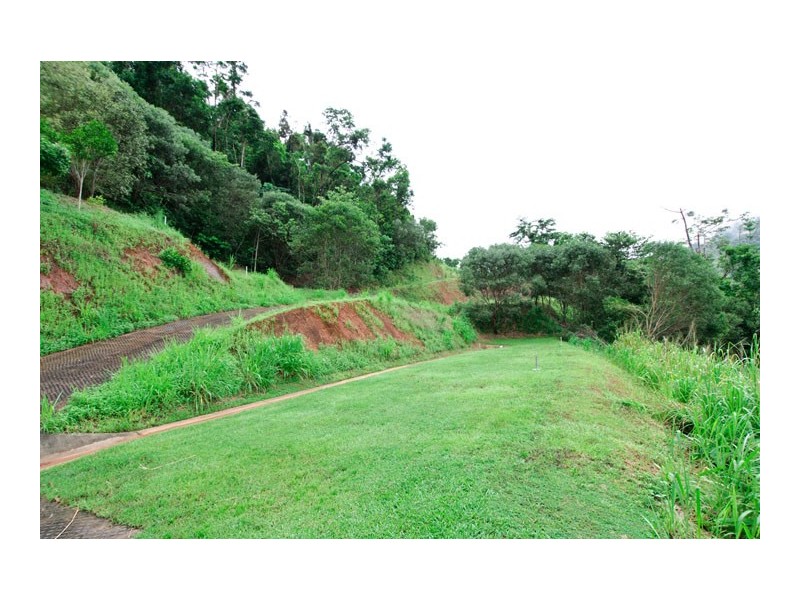 Lot 214, 8 STAPLETON, Redlynch QLD 4870