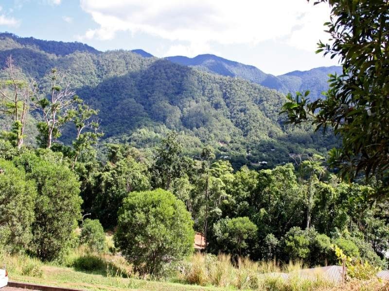 212 Stapleton, Redlynch QLD 4870