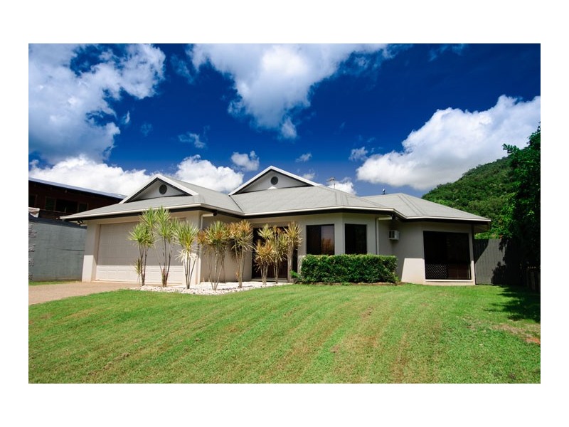 7 Eucalyptus Drive, Redlynch QLD 4870