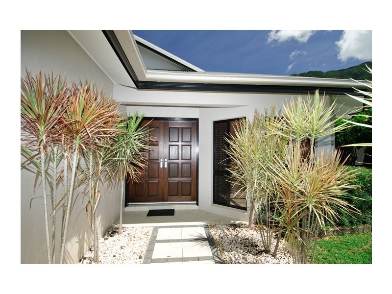 7 Eucalyptus Drive, Redlynch QLD 4870