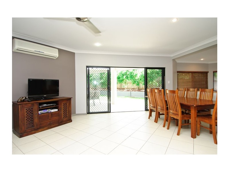 7 Eucalyptus Drive, Redlynch QLD 4870