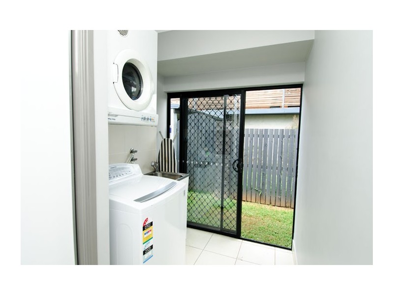 7 Eucalyptus Drive, Redlynch QLD 4870