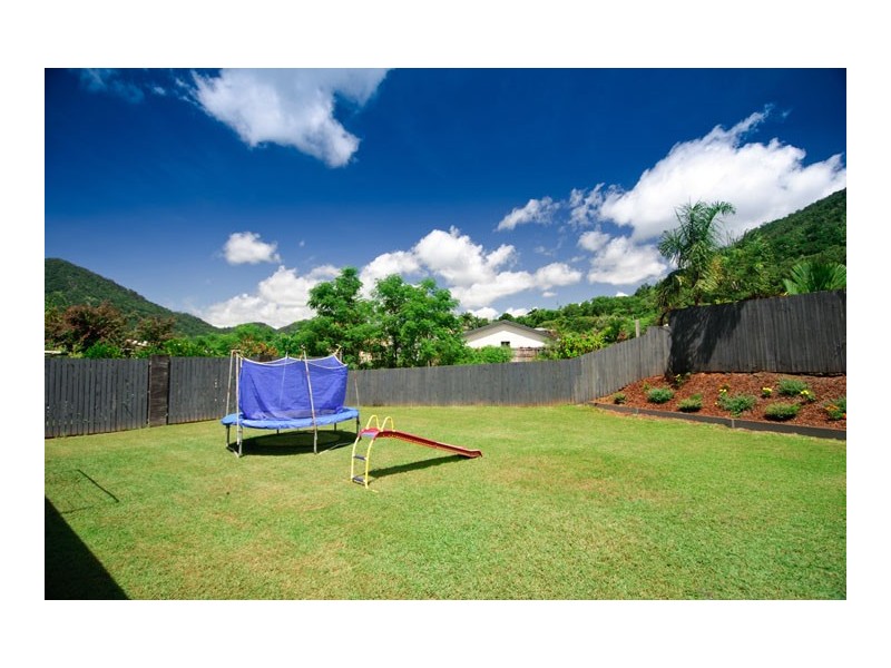 7 Eucalyptus Drive, Redlynch QLD 4870