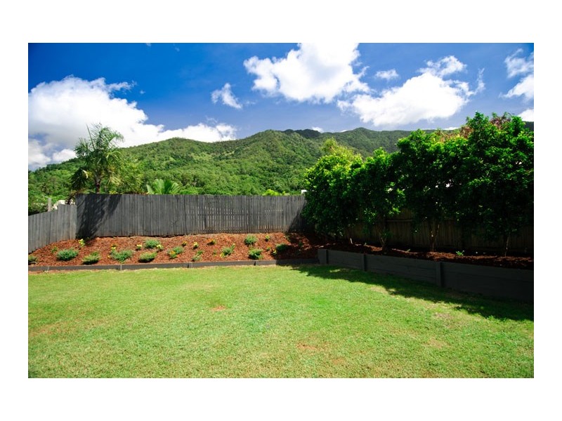 7 Eucalyptus Drive, Redlynch QLD 4870