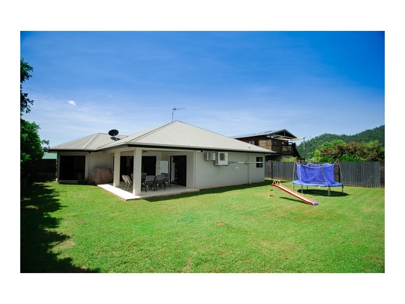 7 Eucalyptus Drive, Redlynch QLD 4870