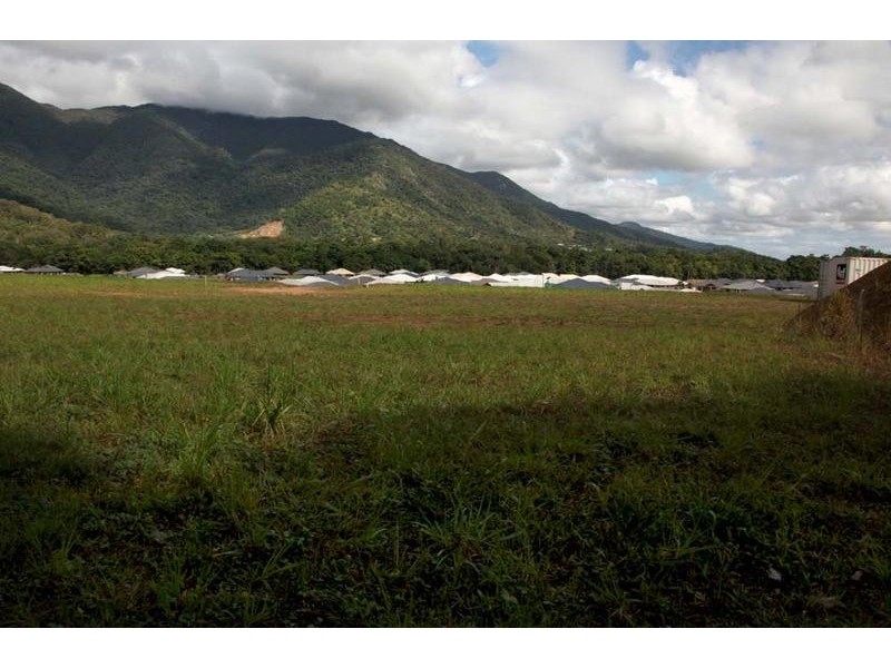 102 Mackerras, Redlynch QLD 4870