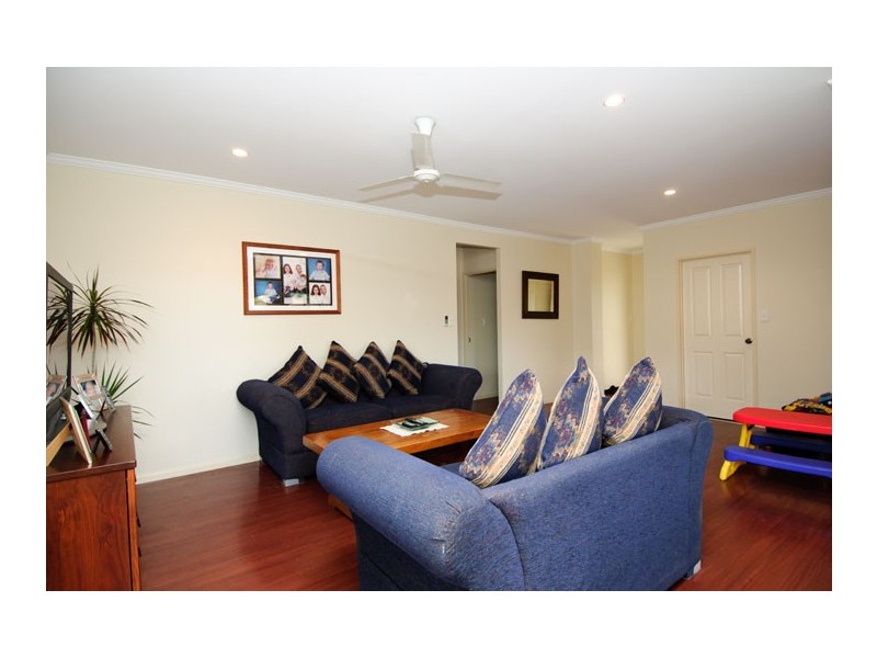 180 Timberlea Drive, Bentley Park QLD 4869